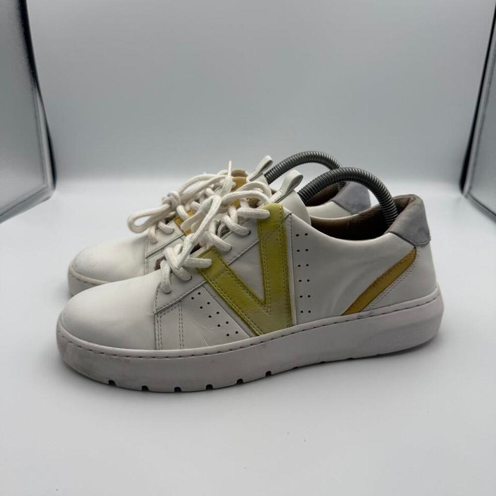 Vionic Simasa White & Green Leather Sneakers Size US 8. No box